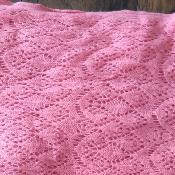 Enzo Mantovani Wool Cashmere Pink Knitted Crochet Scarf wrap - Picture 2 of 13